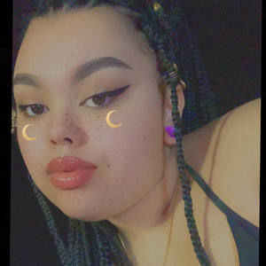 Meet your Posher, Taya